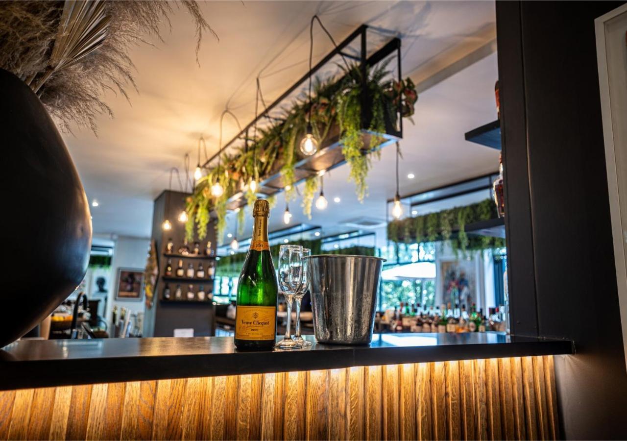 The Catalyst Apartment Hotel By Newmark Johannesburg Exterior photo